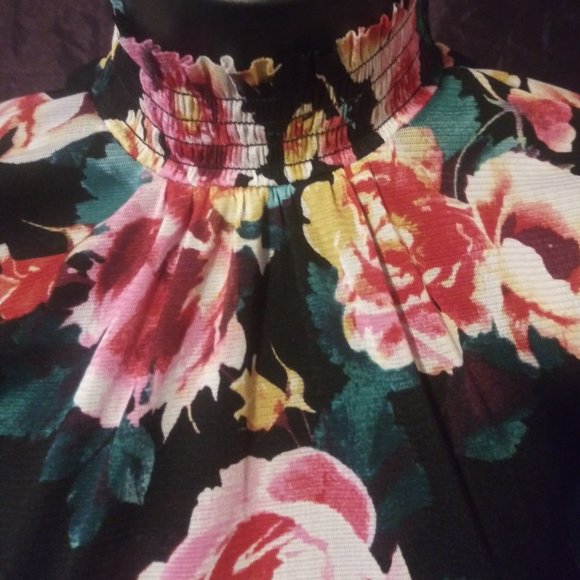 Floral Transparent Top - Picture 2 of 3